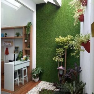 Read more about the article Tips Desain Rumah dengan Taman di Dalam / Belakang