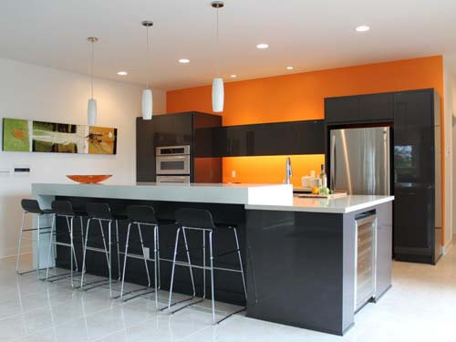 warna cat orange dapur cantik
