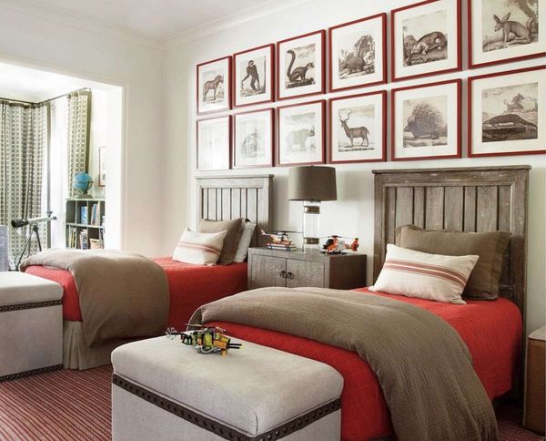 kamar anak kasur sprei warna merah