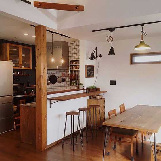 12-desain-dapur-mini-bar-putih-kayu-elegan