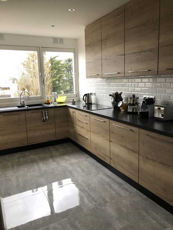 kitchen set minimalis dan granit hitam